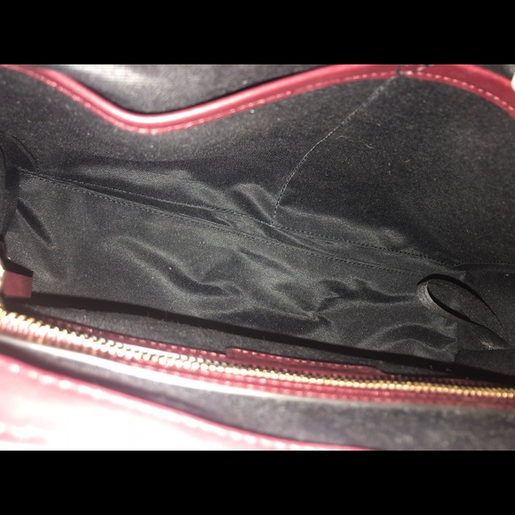 Deep red Calvin Klein top handle crossbody - Picture 5 of 6